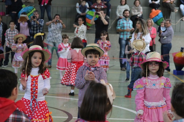 201405 - Festa Junina no Colégio - 07/20