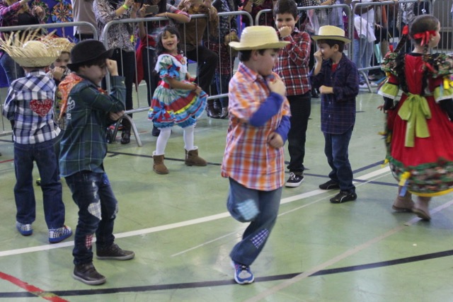 201506 - Festa Junina no Colégio - 17/20